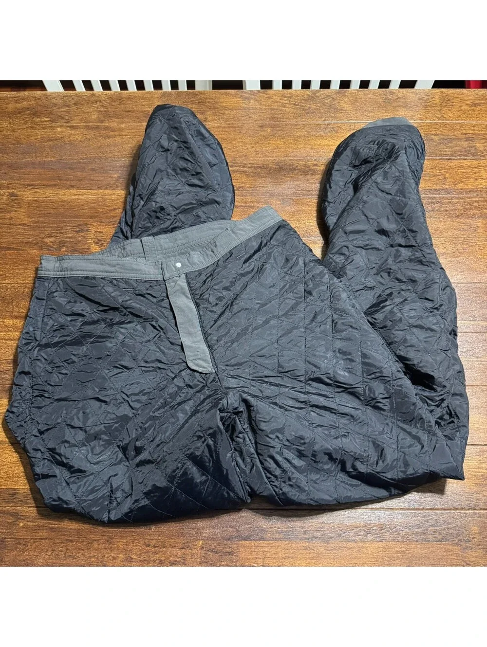 The North Face Mens Hiking Pants Gray Nylon Ripstop Straight Leg Size 36 Lined